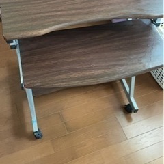 コンパクトPCデスクの画像