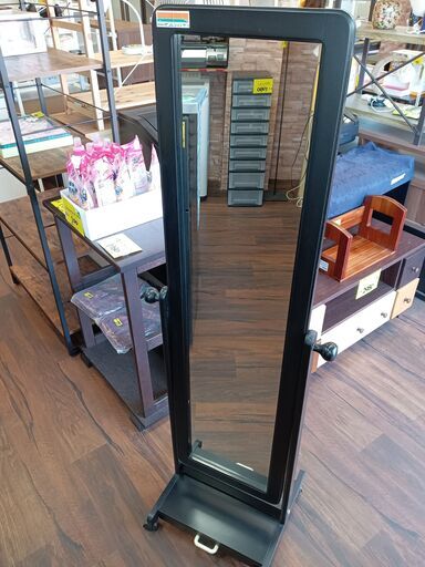 収納付きスタンドミラー　ブラック　サイズ（約）幅５０×奥４０×高１５０　　■近隣配送無料 買取GO‼　栄和店