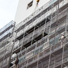 仮設鳶/鍛治工/鉄骨鳶/社用車貸与有り土日祝休/年間休日１２０以上//福利厚生充実/主任や課長といったキャリアップを目指せる/経験者大募集/の画像