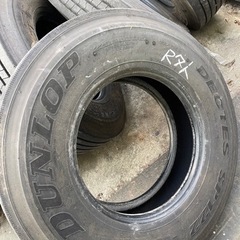 4トン車　デコトラ　トラック　タイヤ　ダンロップ　縦溝　225／...