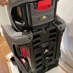 アップリカ  エアグルーヴ　チャイルドシートの画像