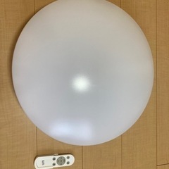 LEDシーリングライト8畳用美品の画像