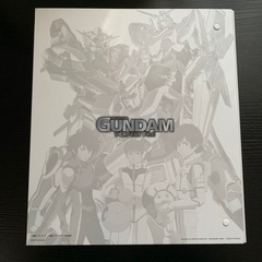 ガンダムバインダー本の画像