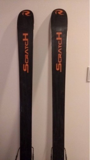 ロシニョール、フリースタイルスキー、スクラッチ