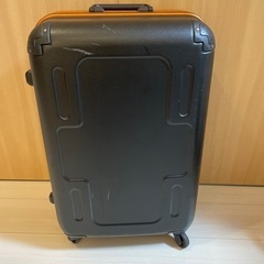 キャリーケースの画像