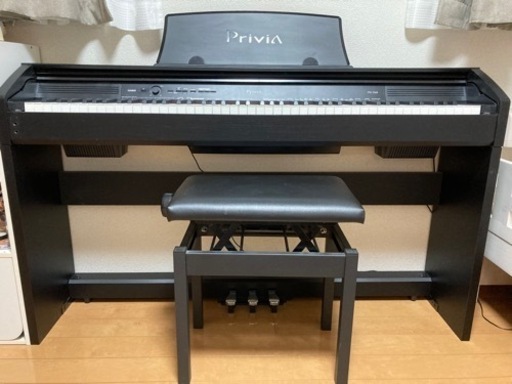 最終価格！　CASIO PX-760BK 電子ピアノ　2017年製　高低椅子付　Privia