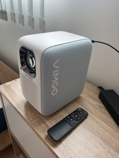 ほぼ新品！VIMGO プロジェクター Android9.0搭載 1080P フルHD解像度 4K対応 5GWiFi Bluetooth