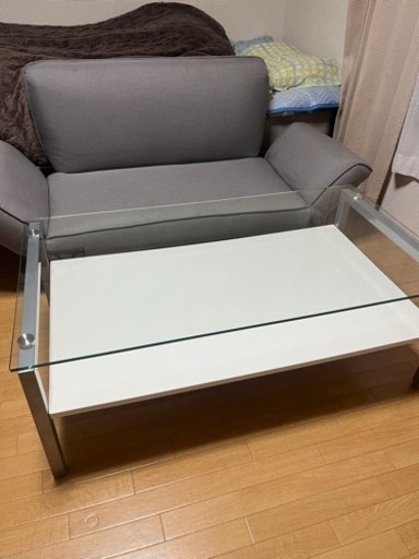【お譲りします】ガラステーブル、ソファベッド、脚付マットレス