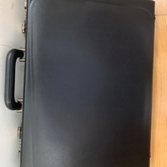 【美品】アタッシュケース　ビジネスバッグの画像