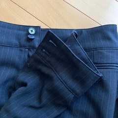 レディース  黒パンツスーツ上下　ストライプSの画像