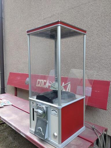 (取り引き予定者決定)千円札専用ガチャガチャ(訳あり)