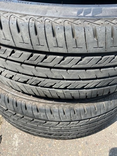 215/45R18 セイバリング　22年製4本