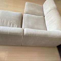 L字型ローソファーの画像