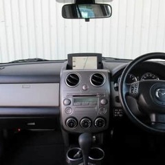 車の購入で悩んでいるなら是非お問い合わせを♪　マツダ☆ベリーサ