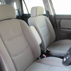 車の購入で悩んでいるなら是非お問い合わせを♪　マツダ☆ベリーサの画像