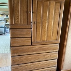 大型のタンス