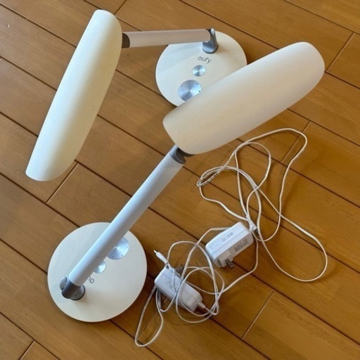 目黒駅、五反田駅等　Eufy (バッテリーのAnker) LEDスタンド　2台　使用感あり