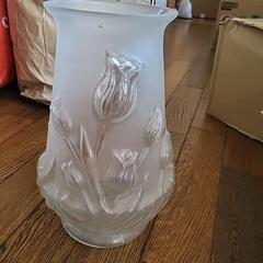 チューリップ柄 大きな花瓶