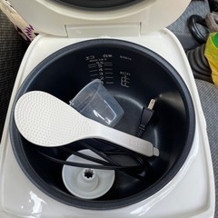 美品　TIGER　炊きたて　5.5合炊き炊飯器　JBH-G102　2022年製の画像