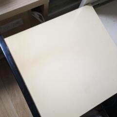 食器棚の画像