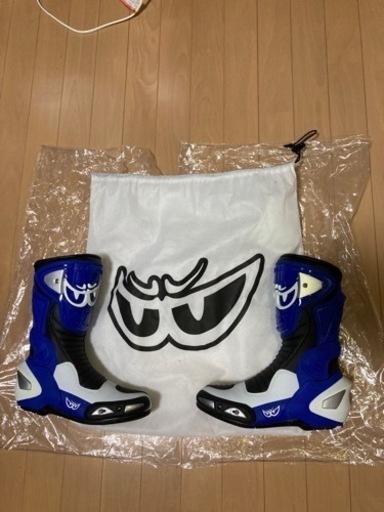 バイク用ブーツ　ベリック