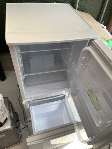シャープ　ノンフロン２ドア冷凍冷蔵庫