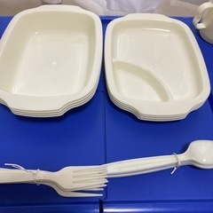 ピクニック用 アウトドア用テーブル&食器セットUSED品の画像