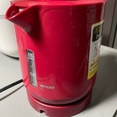 2020年製タイガー 魔法瓶 蒸気レス電気ケトル わく子 800...