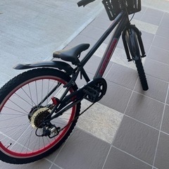 状態◎SHIMANO自転車6段変速　キッズ24インチ  赤×黒の画像