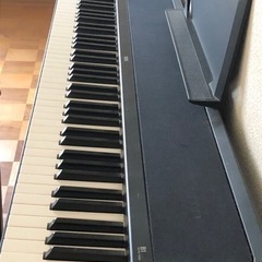KORG 電子ピアノ　88鍵盤　椅子　本　付きの画像