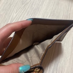 マイケルコース　MICHAEL KORS  2つ折り財布　MK柄　シグネチャーの画像
