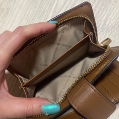 マイケルコース　MICHAEL KORS  2つ折り財布　MK柄　シグネチャーの画像