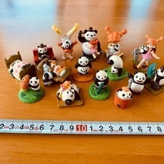 小さいフィギュア　パンダコパンダの画像