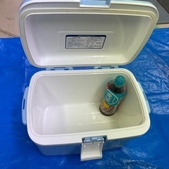 クーラーボックスの画像