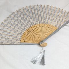 ☆ジモティー割引有り☆SWAROVSKI 扇子　ag-gf074の画像