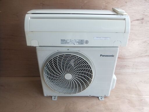 パナソニックエアコン2.2Ｋ　6～8畳用取付工事込み　２０１5年　3万円　室内機クリーニング済