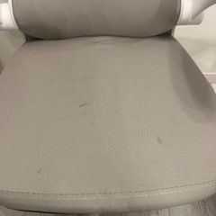人間工学　疲れにくい椅子　ホワイト×グレー　メッシュ布地の画像