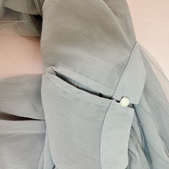 ゴージ　グレーブラウス　美品の画像