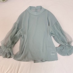 ゴージ　グレーブラウス　美品