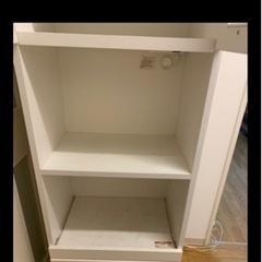 食器棚の画像