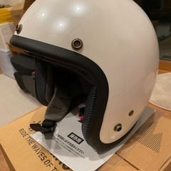 新品　バイク用ヘルメット　パールホワイトの画像