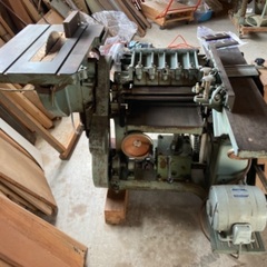 昇降版自動カンナの画像