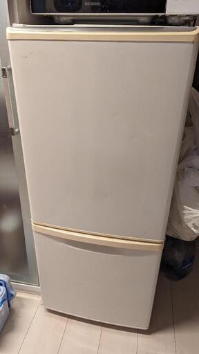 Panasonic NR-B141W 冷蔵庫
