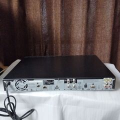 ★交渉OK★W録★軽量★東芝★D-B305K★HDD/BDレコーダー★逆光撮影★コメント後の＝音信不通NG(寝落ち)＊自転車、徒歩で運搬可能＝超軽量★質問NG★ジャンク扱い★返品不可★24時間対応 ★分解は一切していません★お返事は可能な限り迅速にさせて頂きます。の画像