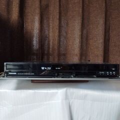 ★交渉OK★W録★軽量★東芝★D-B305K★HDD/BDレコーダー★逆光撮影★コメント後の＝音信不通NG(寝落ち)＊自転車、徒歩で運搬可能＝超軽量★質問NG★ジャンク扱い★返品不可★24時間対応 ★分解は一切していません★お返事は可能な限り迅速にさせて頂きます。の画像