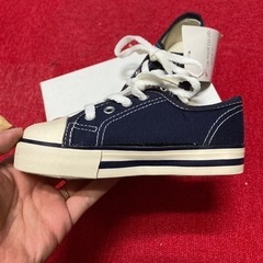 16cm 新品　キャンバスシューズ　スニーカー　靴の画像