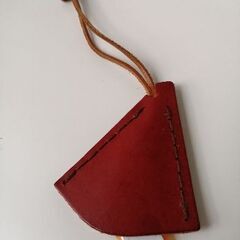 本革　キーケース　銀杏　いちょう型　ベル型の画像