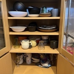 食器棚　ニトリ　100円です。の画像
