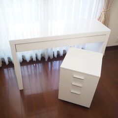ドレッサー　サイドチェスト　２点セット　白　テーブル　IKEA　パソコンデスク　ビジネスデスク　デスク　チェスト　ワゴンサイドチェスト