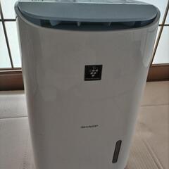 美品 シャープ除湿機